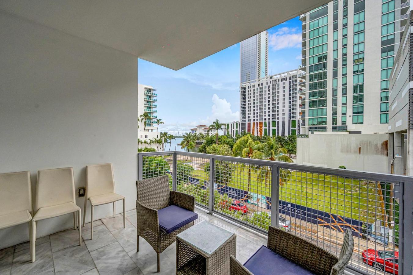 Subtle 2 Bed In Edgewater Near Downtown With Free Parking Apartman Miami Kültér fotó