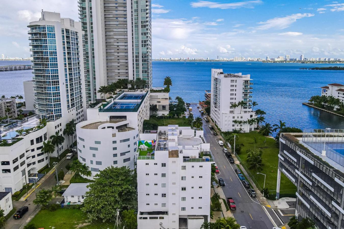 Subtle 2 Bed In Edgewater Near Downtown With Free Parking Apartman Miami Kültér fotó